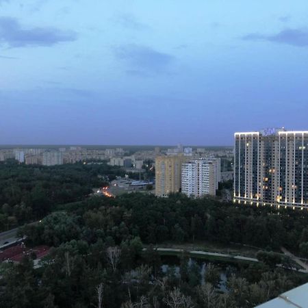 基輔Квартира Парковые Озера公寓 外观 照片